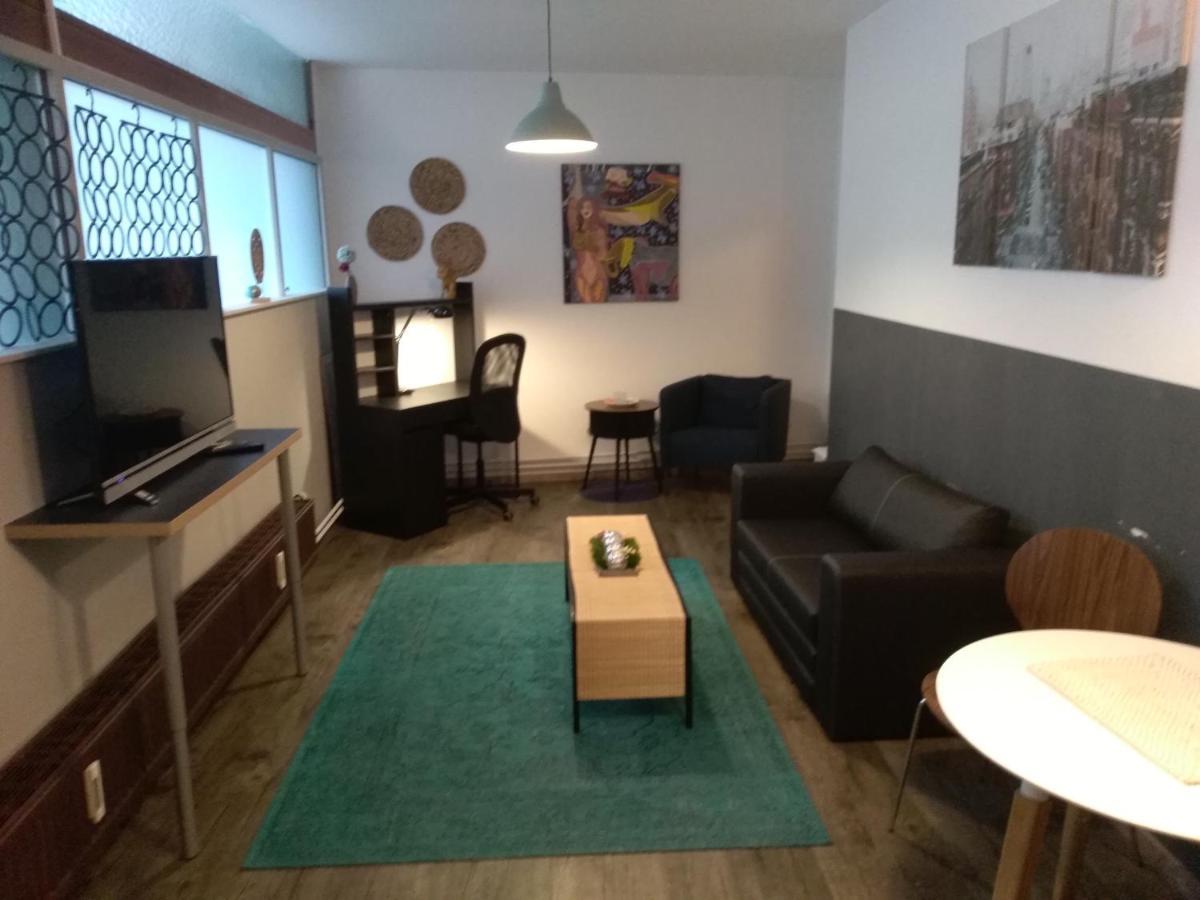 Stylisches Innenstadtappartement Graz Exterior foto